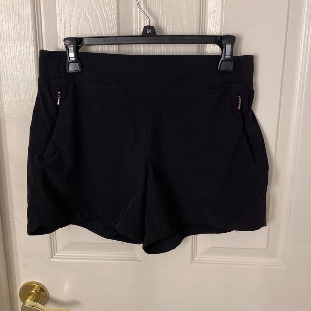 Black with pockets Calia shorts